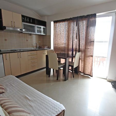 Apartmani Irena Petrovac Exterior photo