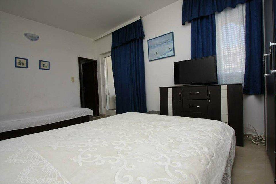 Apartmani Irena Petrovac Exterior photo
