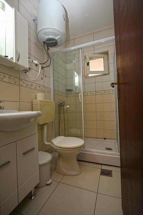 Apartmani Irena Petrovac Exterior photo