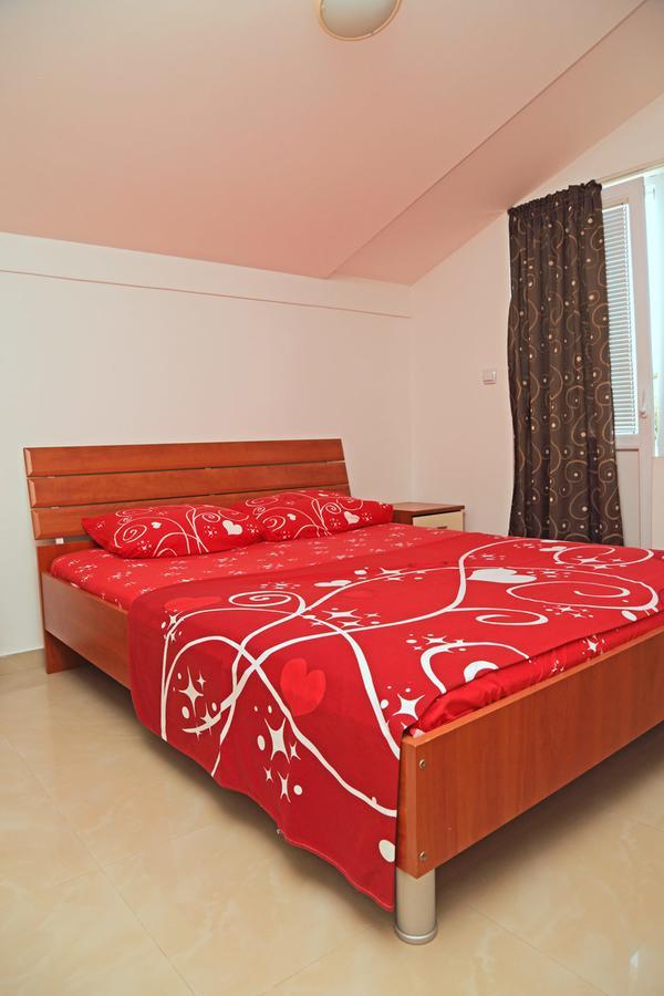 Apartmani Irena Petrovac Exterior photo